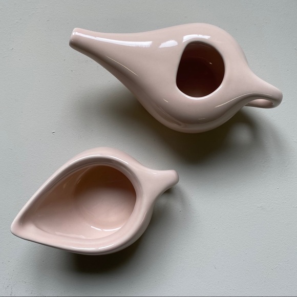 Unique Pink Creamer & Sugar Coffee Accessories - Picture 3 of 5